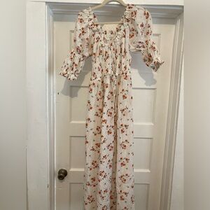 Doen White Floral Puff-Sleeve Maxi Dress with Orange Blooms